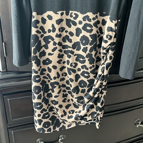 Leopard dress - Picture 6 of 8